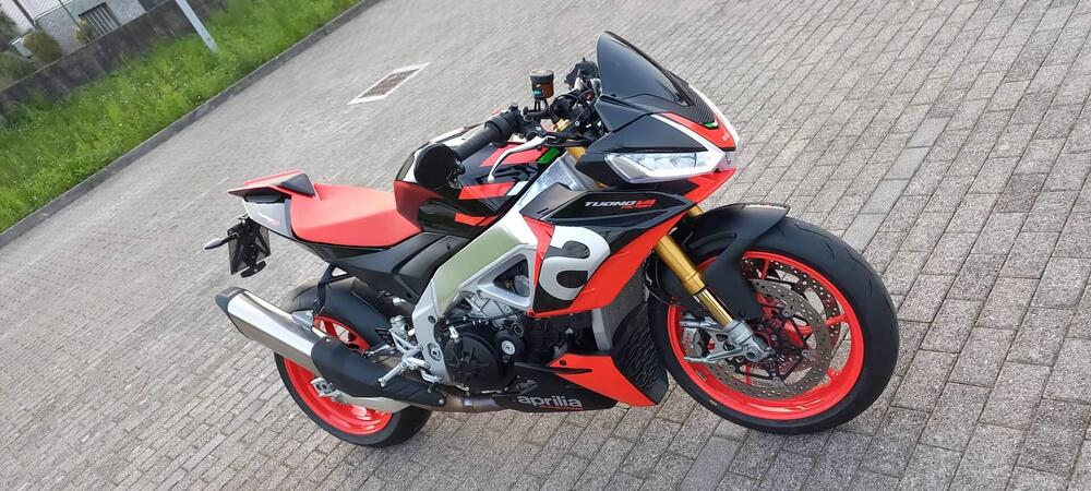 Aprilia Tuono 1100 V4 Factory (2021 - 24) (4)