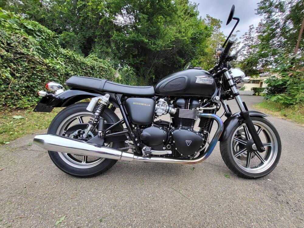 Triumph Bonneville SE (2009 - 13) (3)