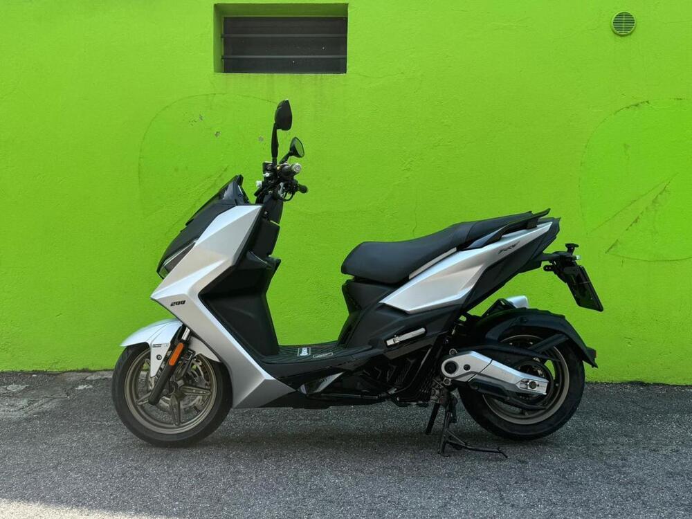 Kymco KRV 200 (2023 - 24) (3)