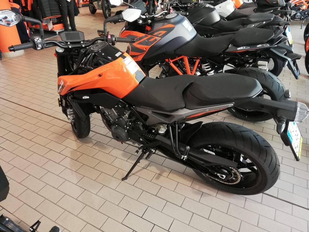 KTM 790 Duke L (2023 - 24)