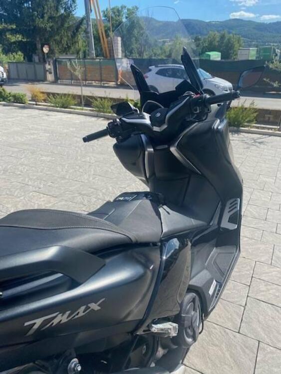 Yamaha T-Max 530 DX (2017 - 19) (5)