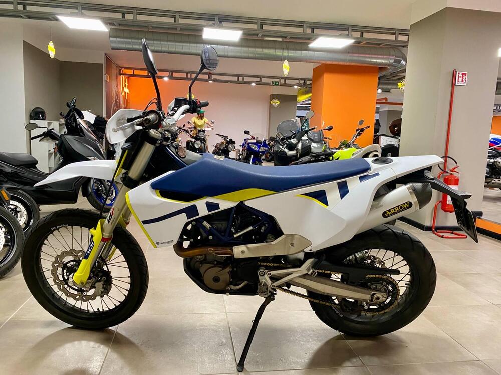 Husqvarna 701 Enduro (2021) (4)