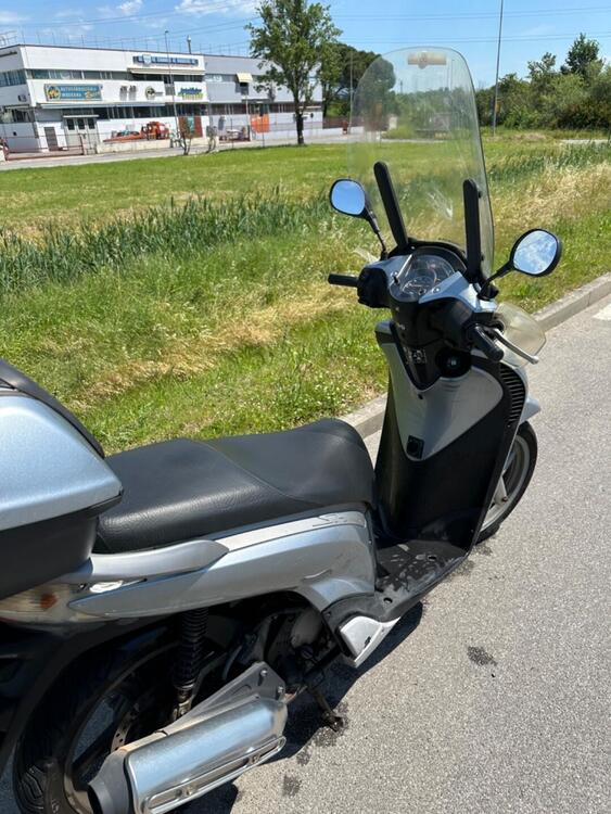 Honda SH 150 i (2009 - 12) (4)