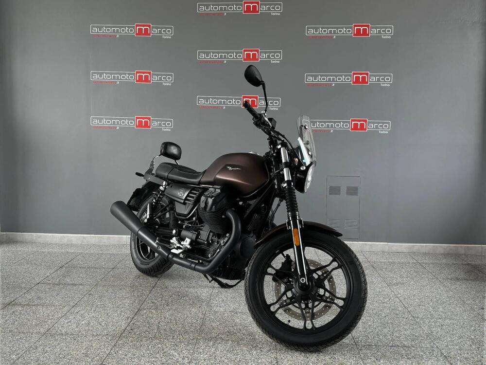 Moto Guzzi V7 III Stone (2017 - 20)