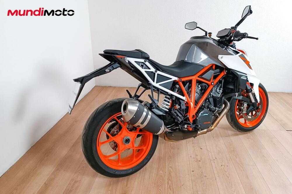 KTM 1290 Super Duke R ABS (2014 - 16) (3)