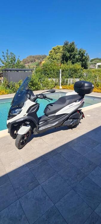 Piaggio MP3 400 ABS Hpe (2023 - 24) (2)