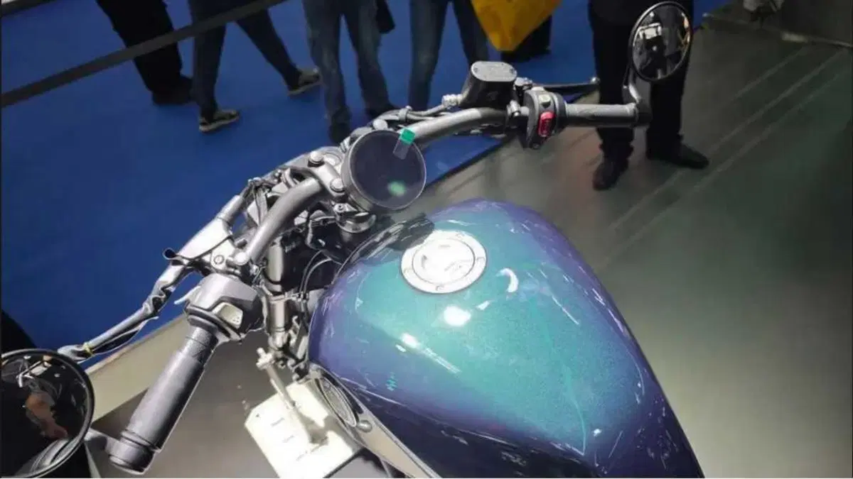 Benelli Leoncino Bobber V2 400: a Pesaro è in arrivo una nuova cruiser? (10)