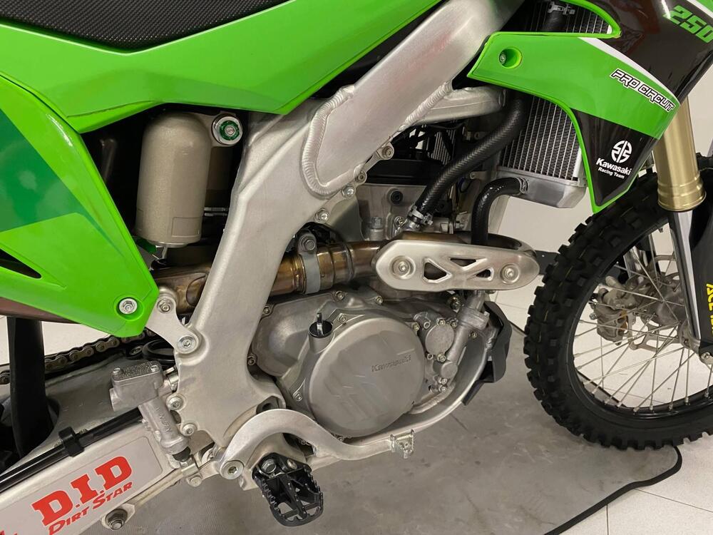 Kawasaki KX 250 F (2021) (3)