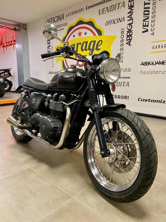 Triumph Bonneville T100 (2001 - 07) (2)