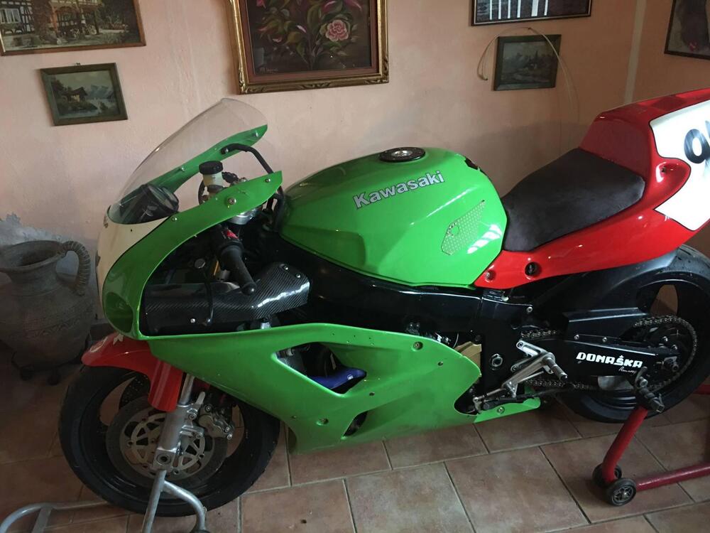 Kawasaki ZXR750  (5)