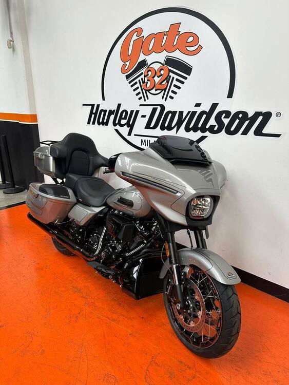 Harley-Davidson CVO Street Glide (2023) (2)