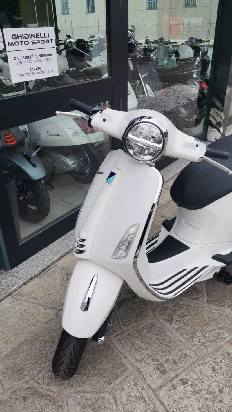 Vespa Primavera 125 (2024 - 25) (2)