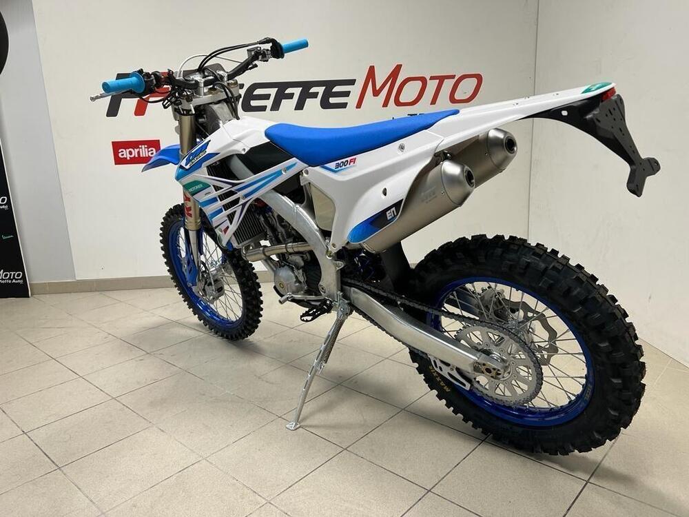 Tm Moto EN 300 ES Fi 4T (2024) (3)