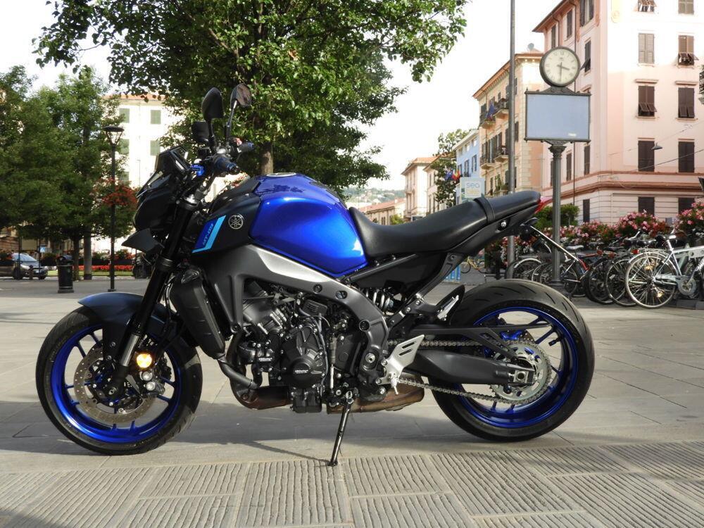 Yamaha MT-09 (2021 - 23) (4)