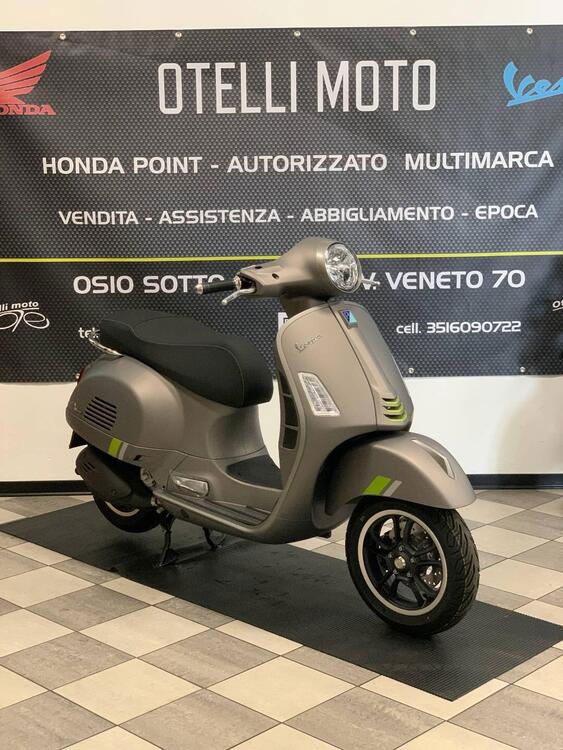 Vespa GTS 300 Super Tech (2023 - 24)