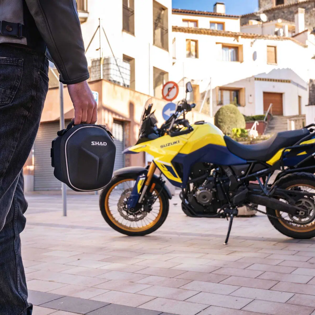 Borsa serbatoio E02 C con Click System by SHAD (9)