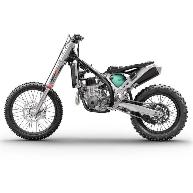 KTM EXC 450 F (2025) (4)