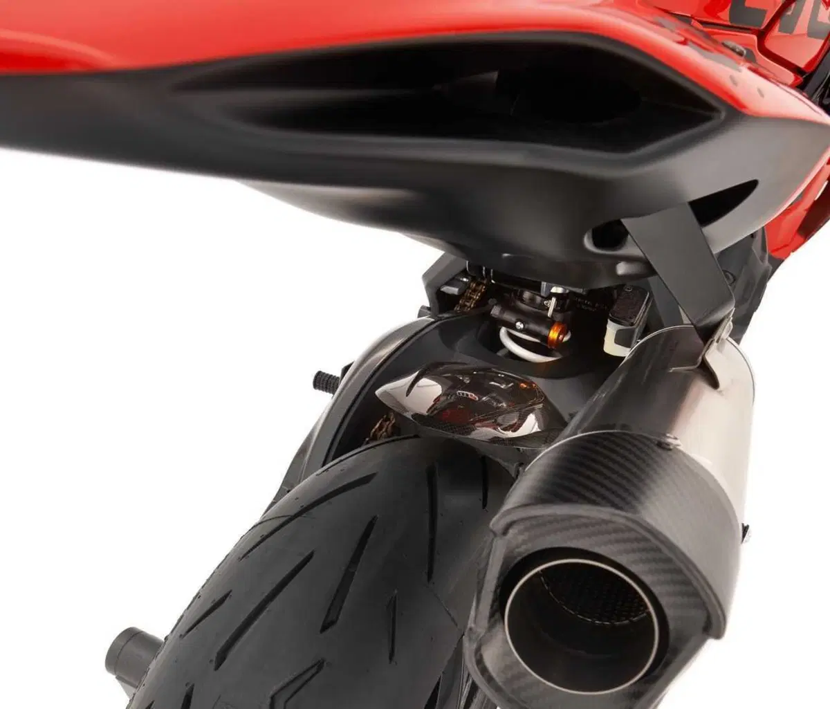 MV Agusta F3 Evoluzione: la sportiva di Schiranna sfoga l'animo racing (22)