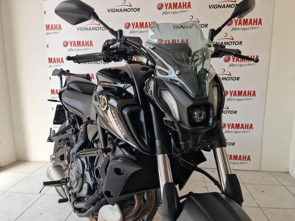 Yamaha MT-07 Pure (2023 - 24) (2)