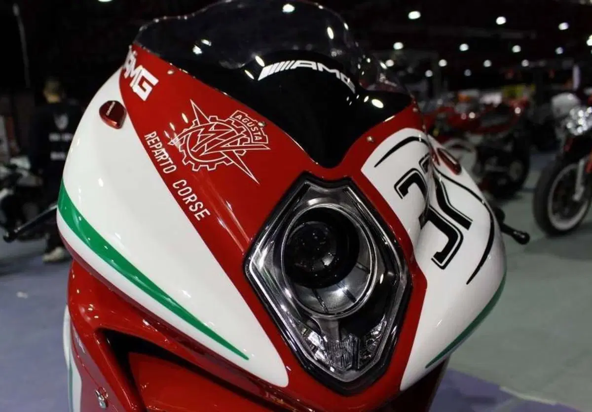 MV Agusta F4 RC presentata a MotoMadrid (4)