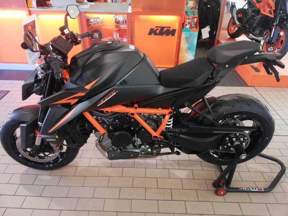 KTM 1390 Super Duke R (2024) (3)