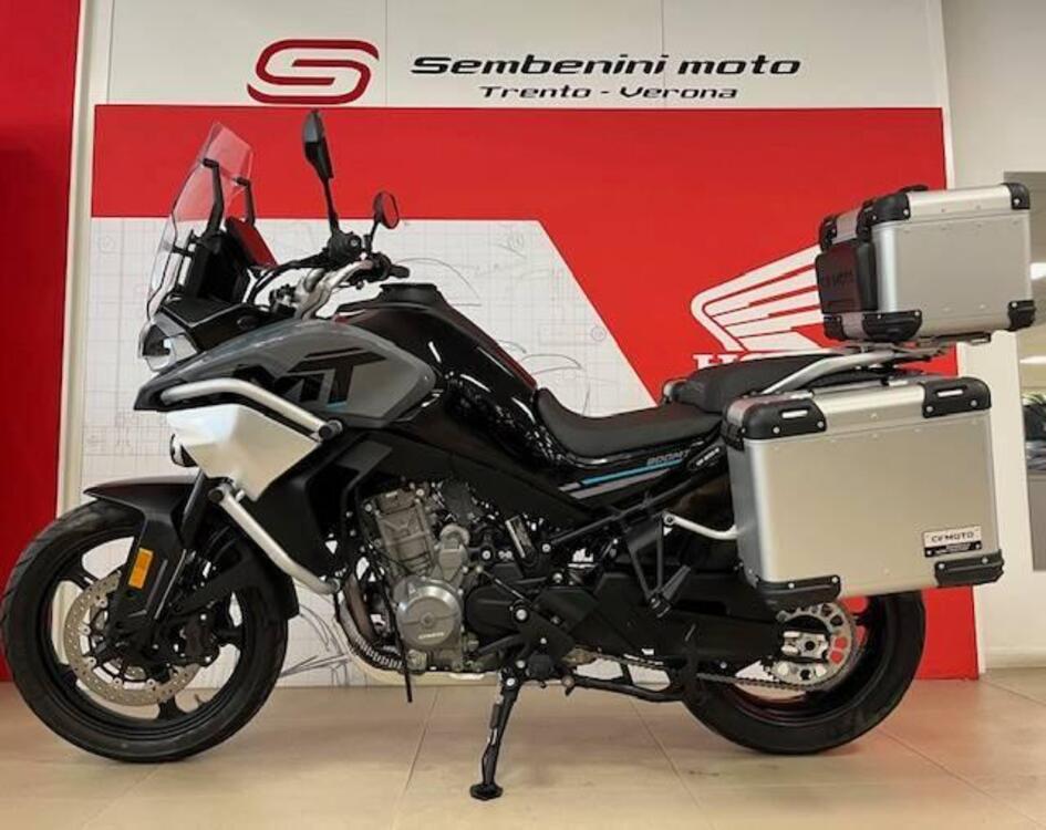 CFMOTO 800MT Touring (2022 - 24) (2)