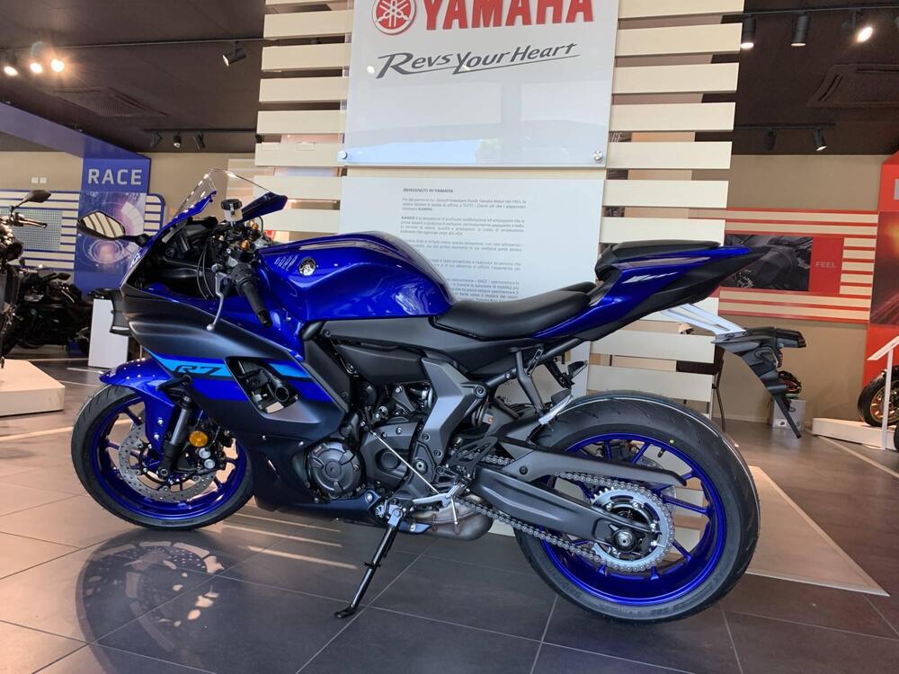 Yamaha YZF R7 (2021 - 24) (3)