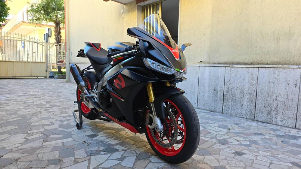 Aprilia RSV4 1100 (2021 - 24) (2)