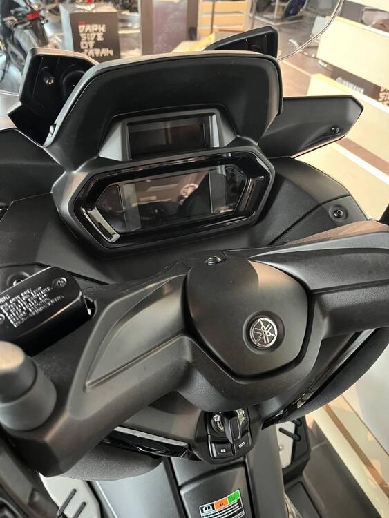 Yamaha X-Max 125 Tech Max (2021 - 24) (5)