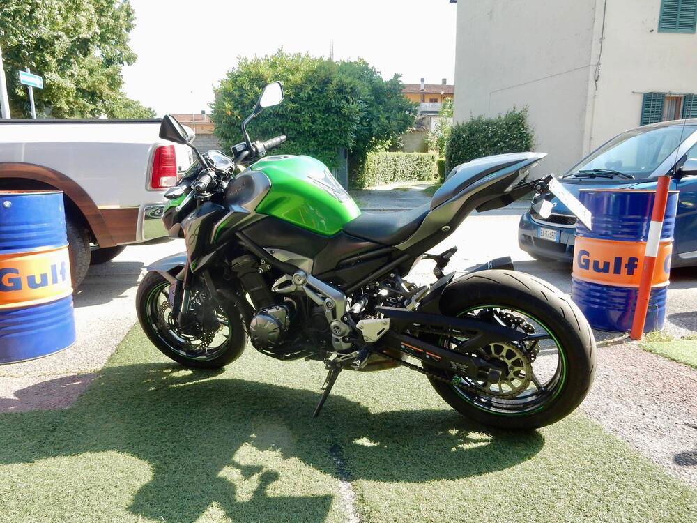 Kawasaki Z 900 Performance (2021 - 24) (2)