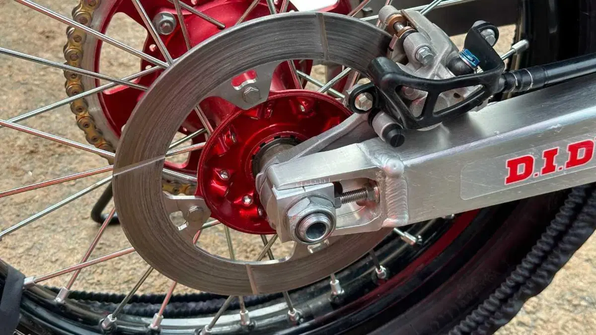 Dove ci è caduto l'occhio a Maggiora: qualche chicca Factory [GALLERY] (15)