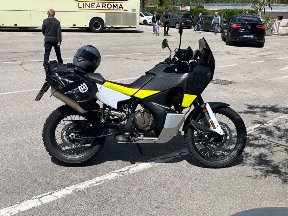 Husqvarna Norden 901 (2022 - 24)