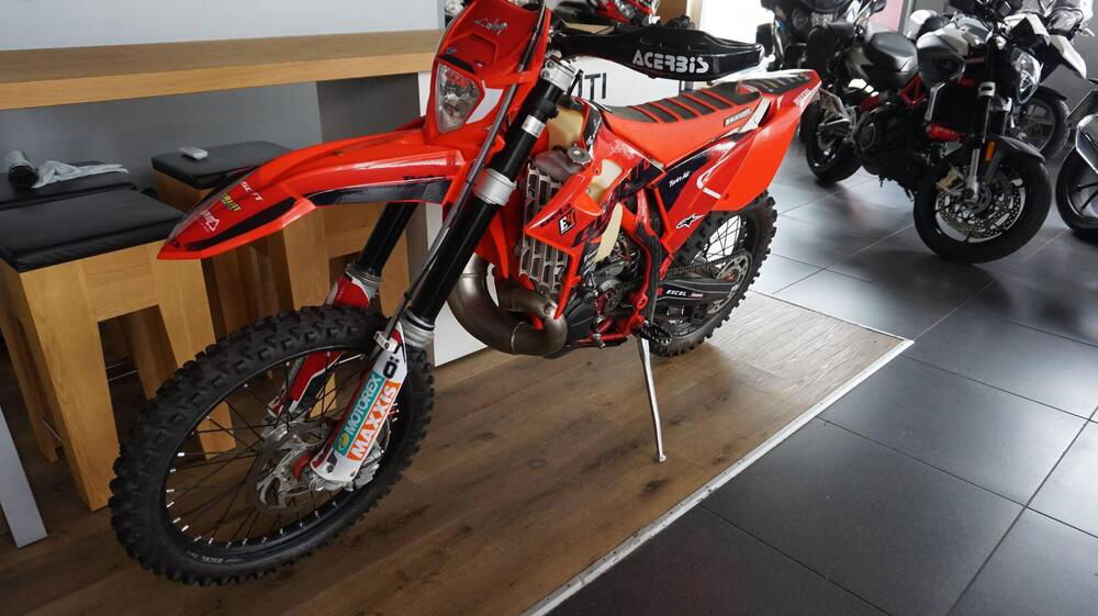 Betamotor RR 300 2T Enduro (2019) (2)