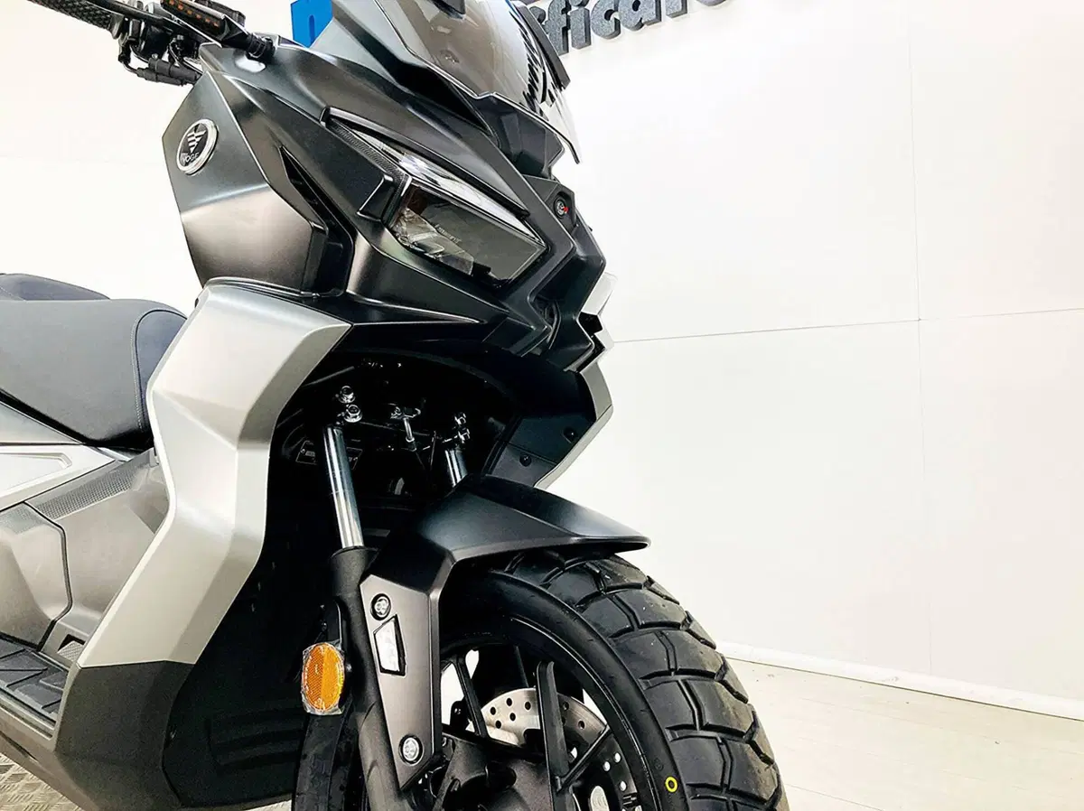Voge Sfida SR1 ADV (2023 - 26) (10)