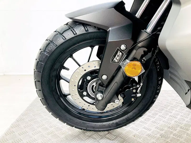 Voge Sfida SR1 ADV (2023 - 26) (13)