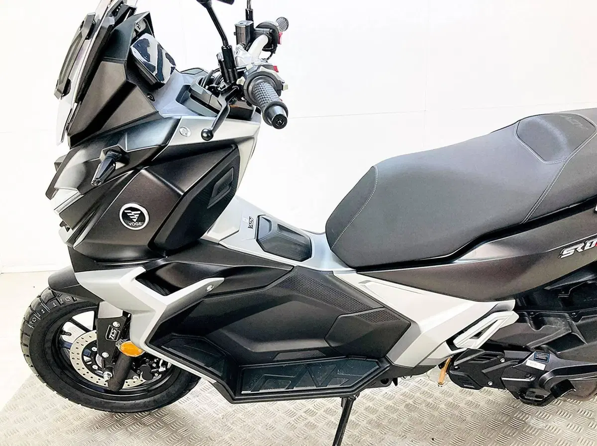 Voge Sfida SR1 ADV (2023 - 26) (2)