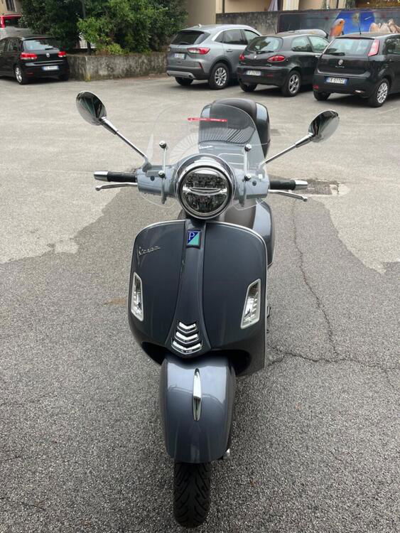 Vespa GTS 300 Hpe Touring (2019)