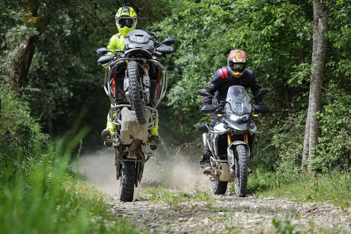 Con Ivan Cervantes e le Triumph Tiger sui percorsi del Mondiale Enduro! ROBE DA PAZZI