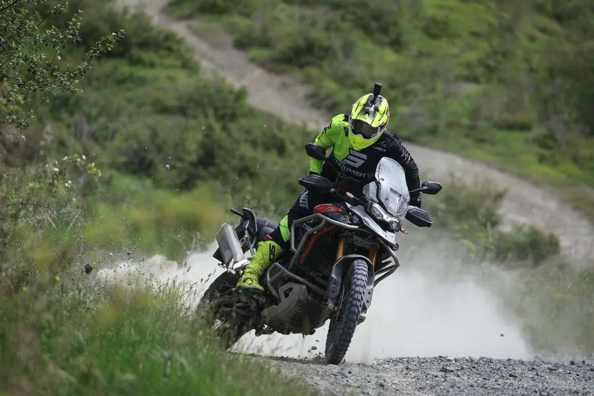 Con Ivan Cervantes e le Triumph Tiger sui percorsi del Mondiale Enduro! ROBE DA PAZZI (3)
