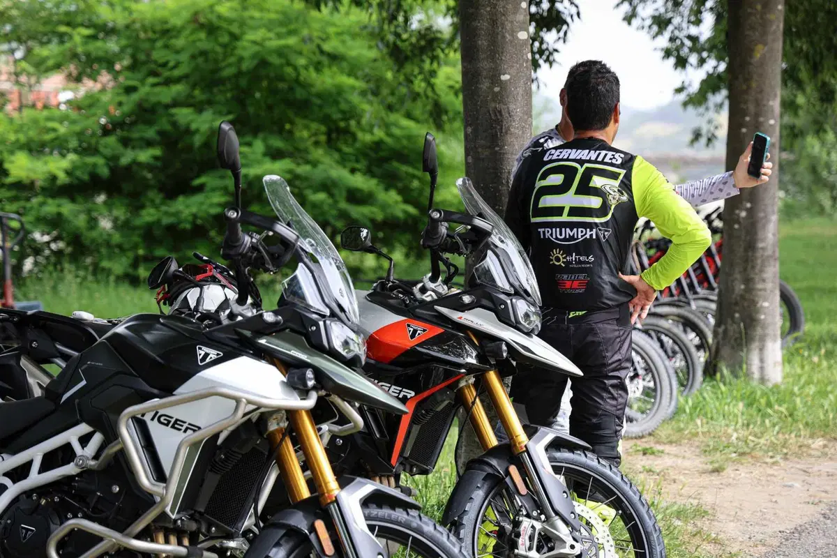 Con Ivan Cervantes e le Triumph Tiger sui percorsi del Mondiale Enduro! ROBE DA PAZZI (7)