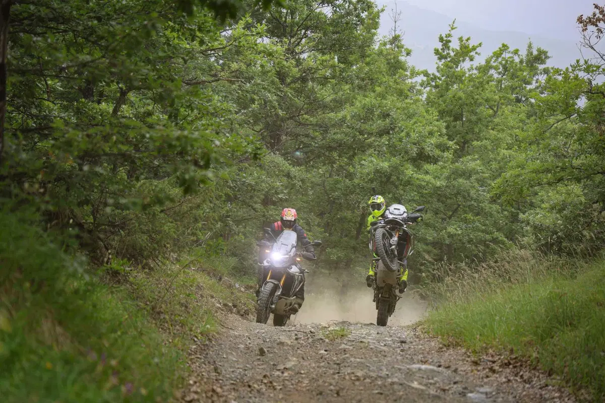 Con Ivan Cervantes e le Triumph Tiger sui percorsi del Mondiale Enduro! ROBE DA PAZZI (10)