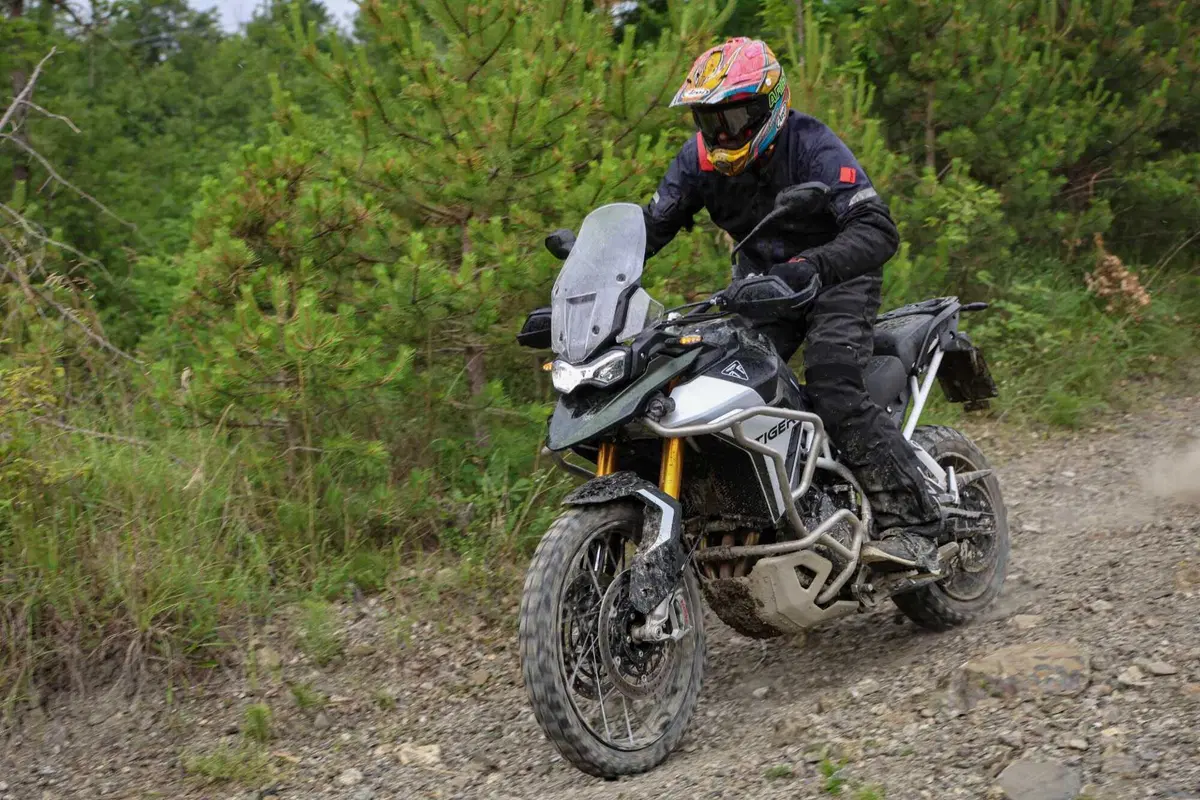 Con Ivan Cervantes e le Triumph Tiger sui percorsi del Mondiale Enduro! ROBE DA PAZZI (13)