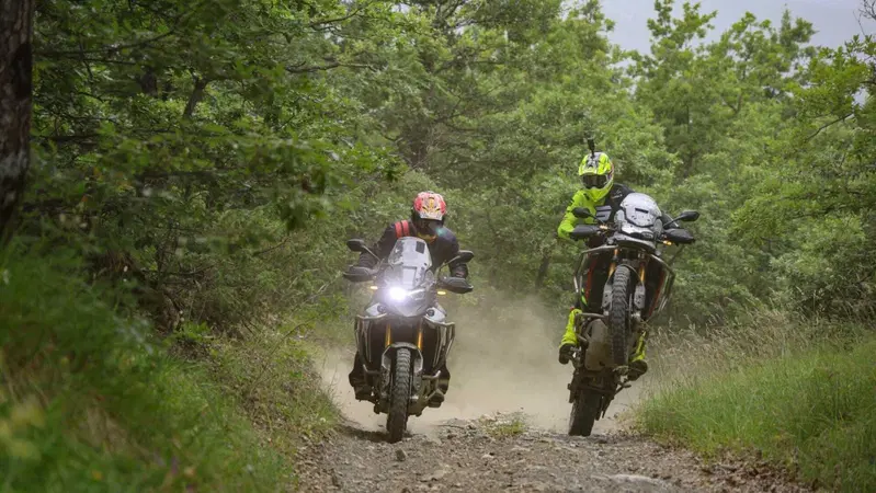 Con Ivan Cervantes e le Triumph Tiger sui percorsi del Mondiale Enduro! ROBE DA PAZZI