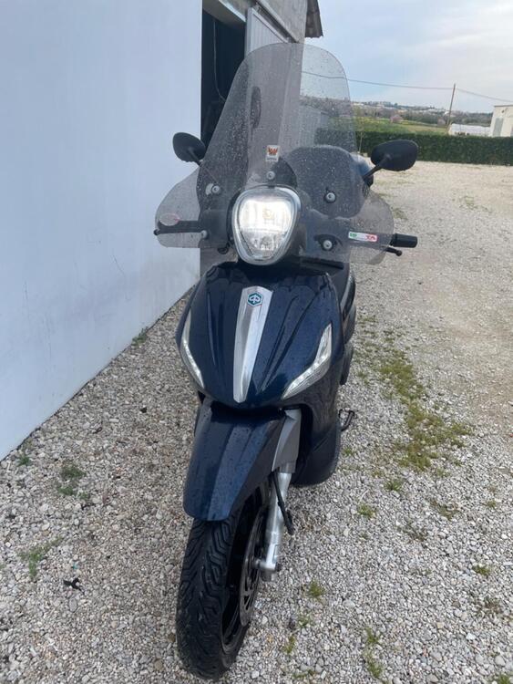 Piaggio Beverly 350 SportTouring ie (2011 - 15)