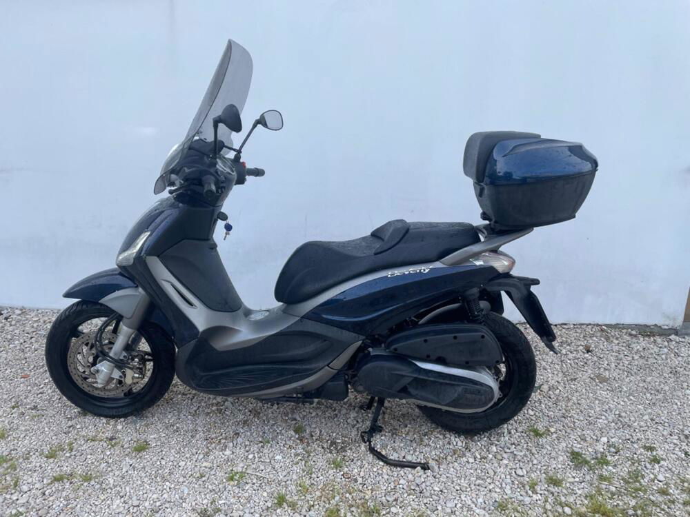 Piaggio Beverly 350 SportTouring ie (2011 - 15) (2)