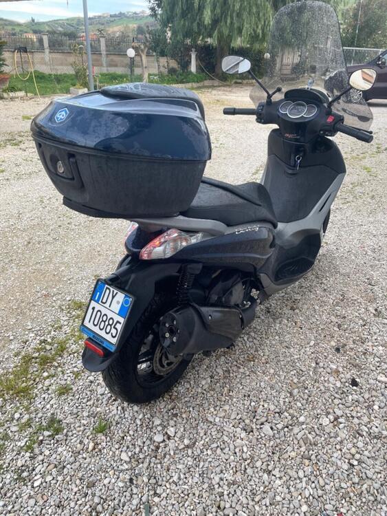 Piaggio Beverly 350 SportTouring ie (2011 - 15) (3)