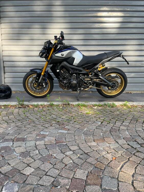 Yamaha MT-09 SP (2018 - 20) (2)