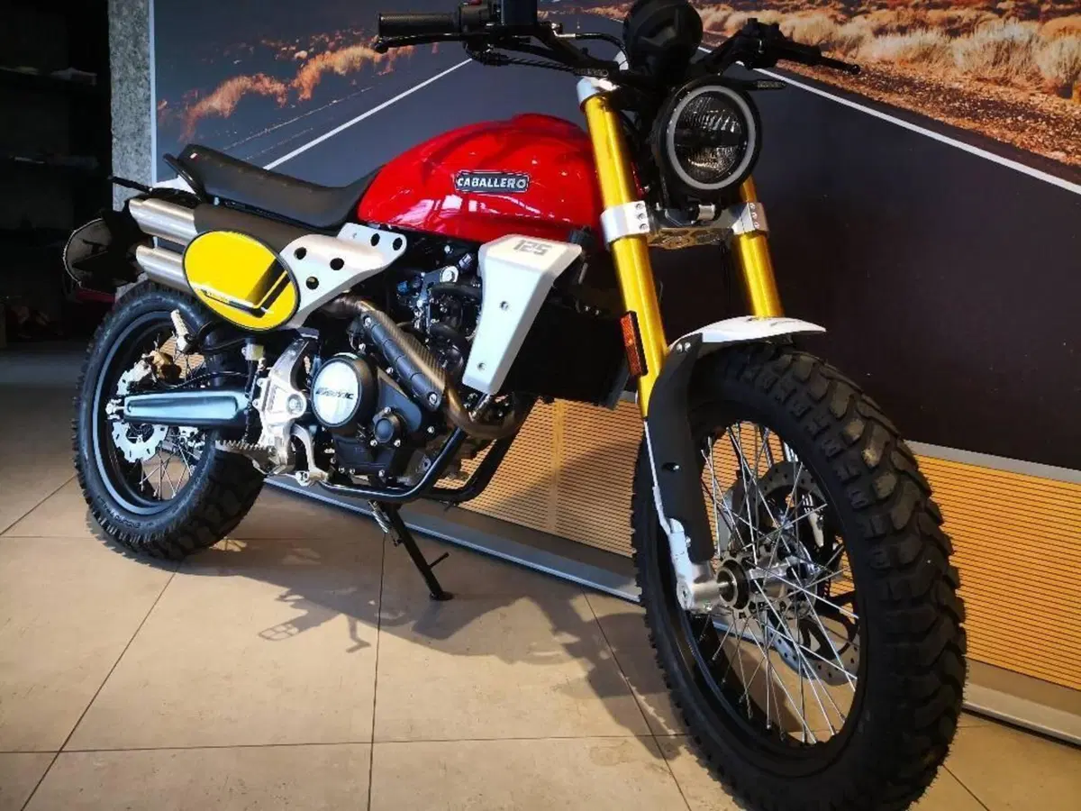 Fantic Motor Caballero 125 Scrambler (2025 - 26) (3)