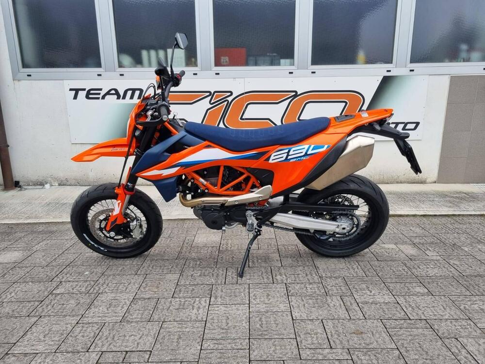 KTM 690 SMC R (2023 - 24) (2)