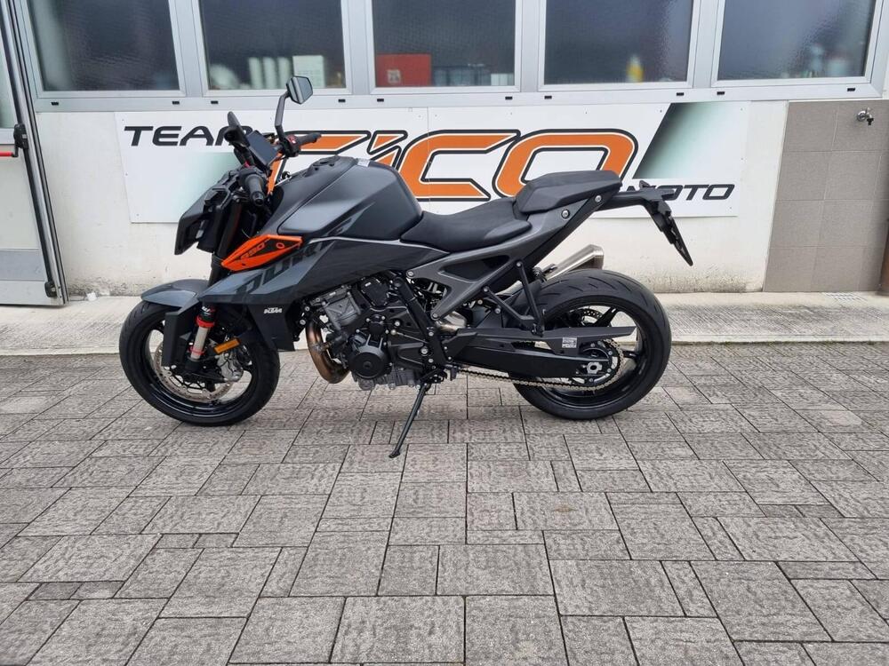 KTM 990 Duke (2024) (3)